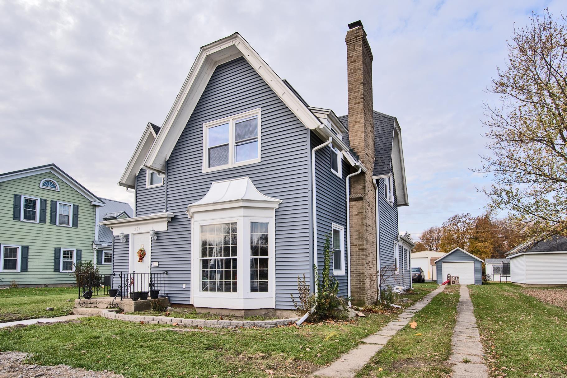 206 North Broadway St  