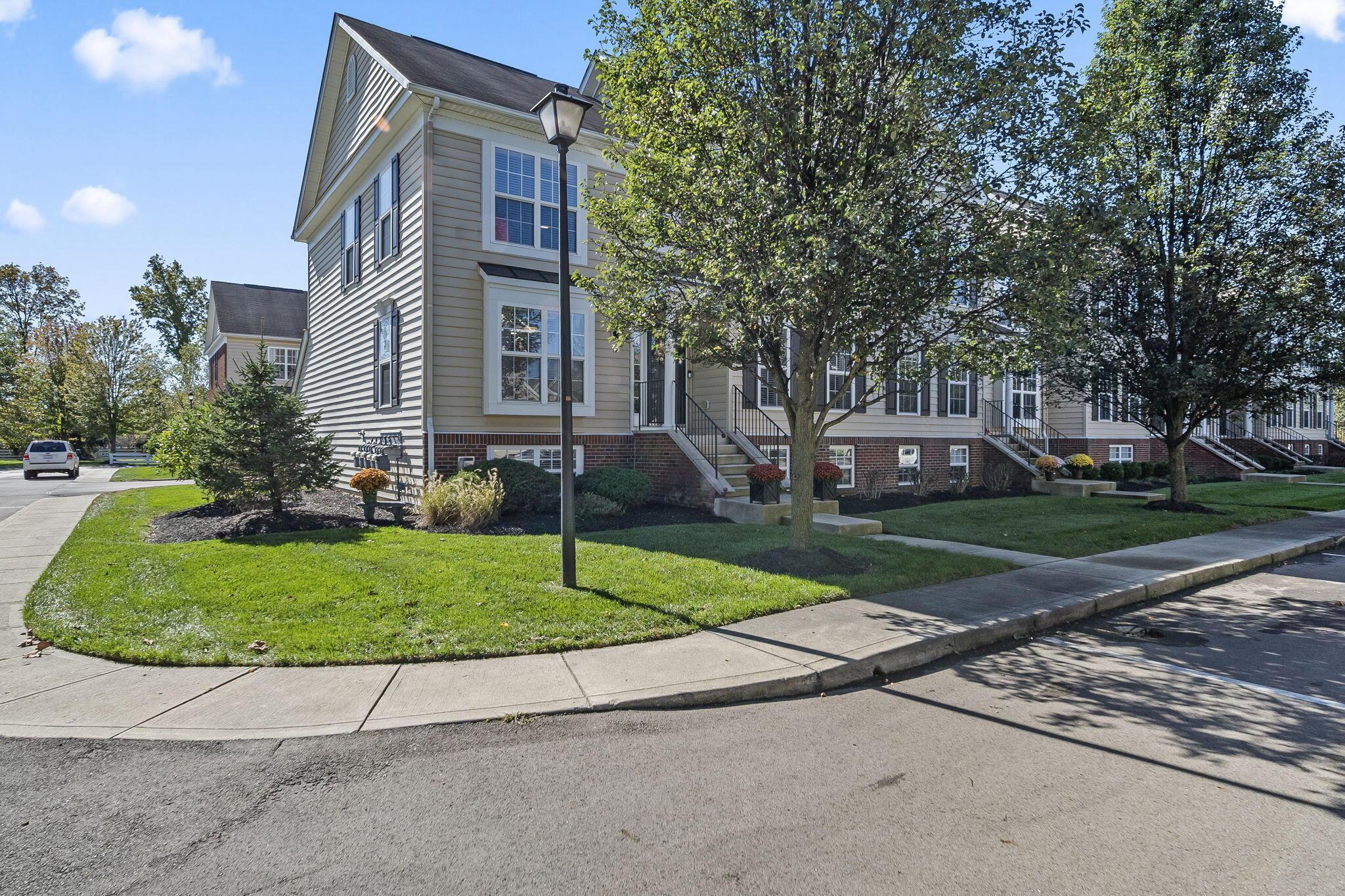 6263 Wagtail Road, Unit 13 Columbus, OH 43230 - Photo 3 of 70 5-web-or-mls-IMG_5259