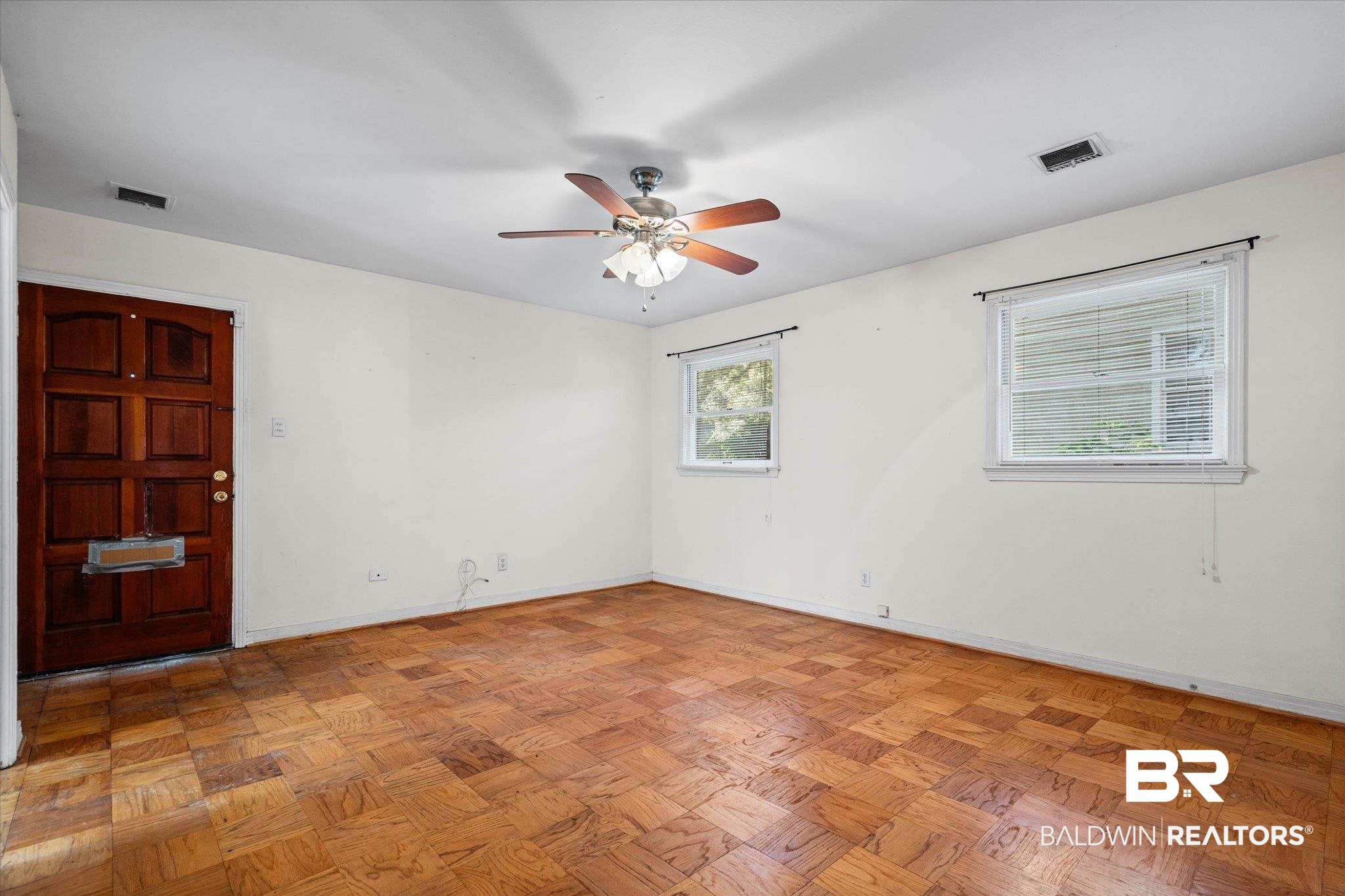 108 Mohawk Street Mobile, AL 36606 - Photo 4 of 23