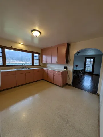 $275,000 | 28853 Highway 61, Red Wing, MN 55066