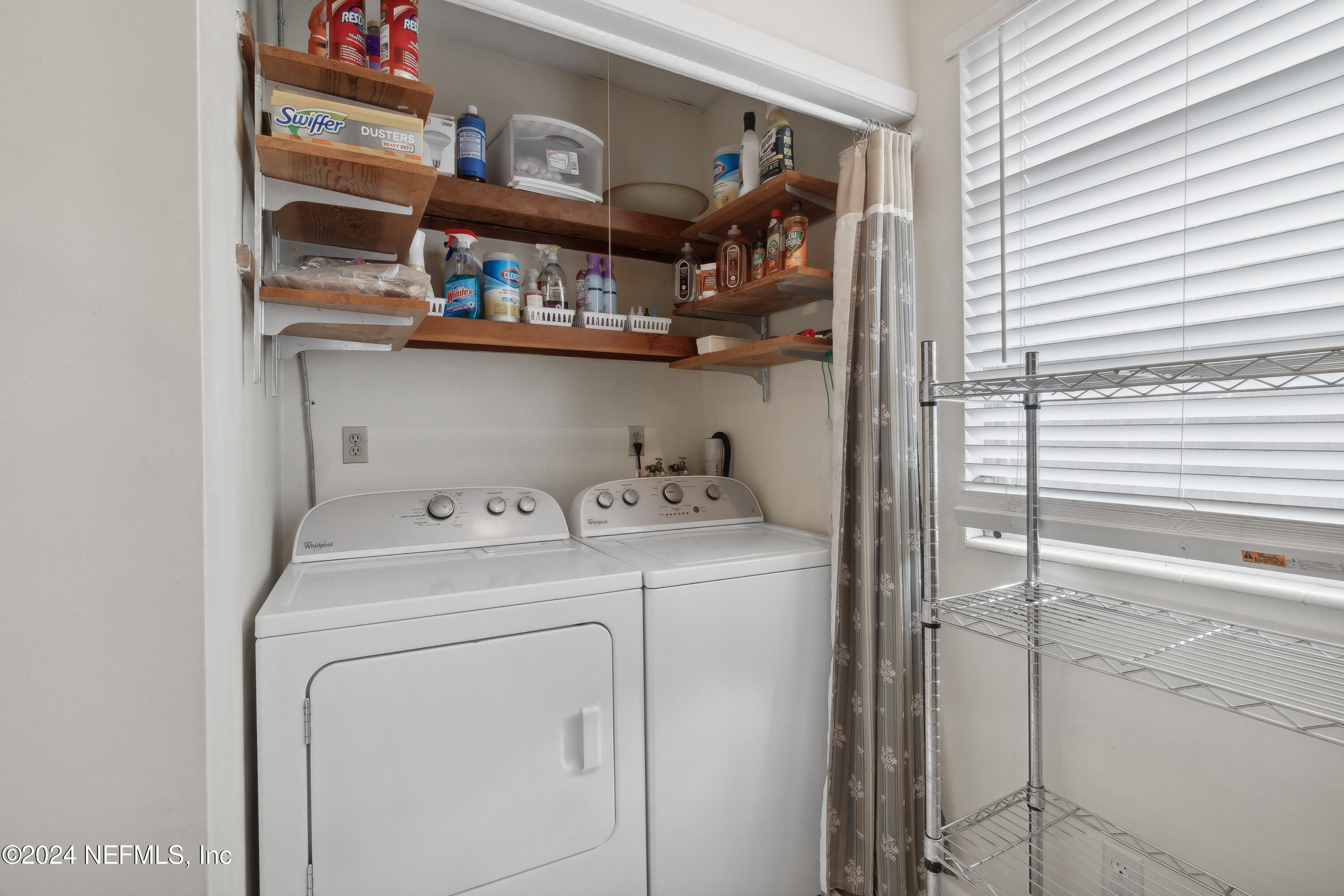 4829 Riverdale Road Jacksonville, FL 32210 - Photo 22 of 26 Indoor laundry