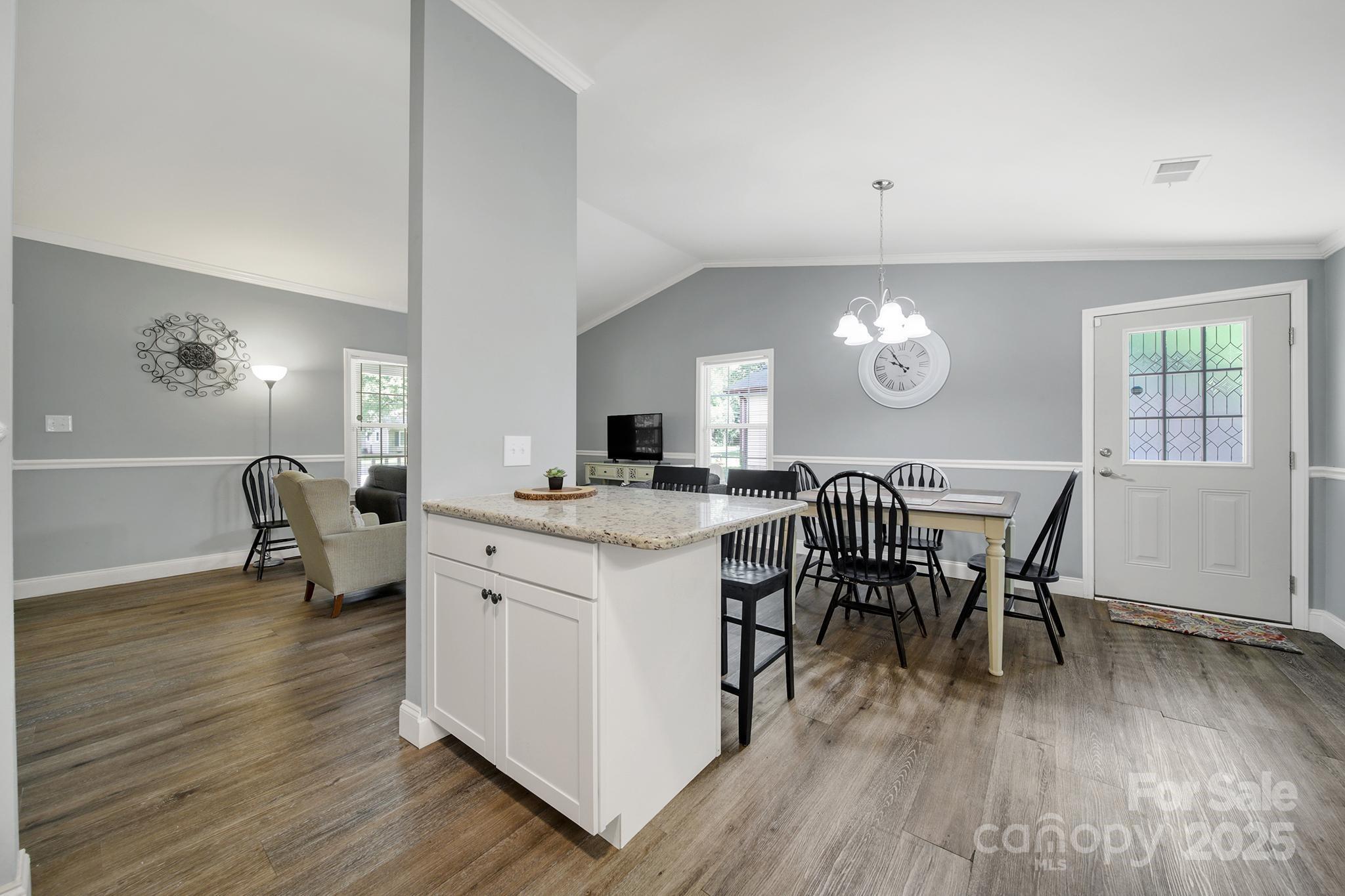 6705 Reddman Road Charlotte, NC 28212 - Photo 12 of 37