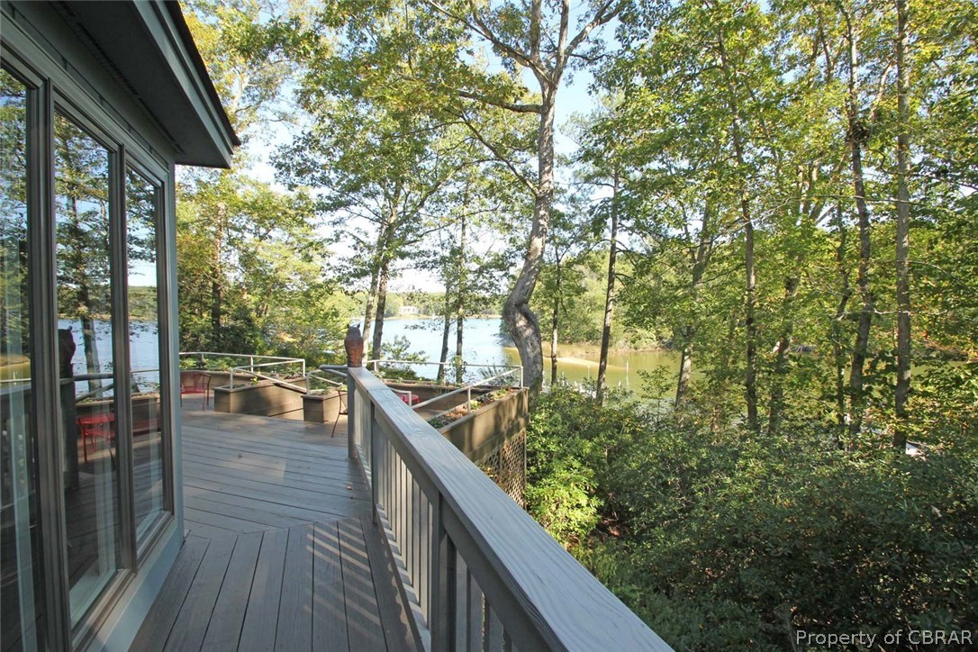 508 Rio Vista Weems, VA 22576 - Photo 13 of 50 Gallery Image 13
