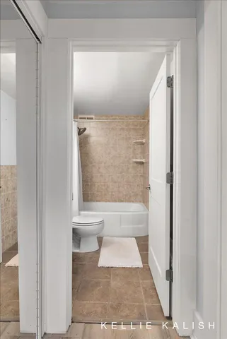 $238,000 | 505 Cherry Street Southeast, Unit 217, Grand Rapids, MI 49503