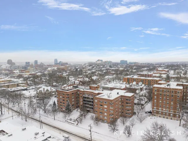 $238,000 | 505 Cherry Street Southeast, Unit 217, Grand Rapids, MI 49503