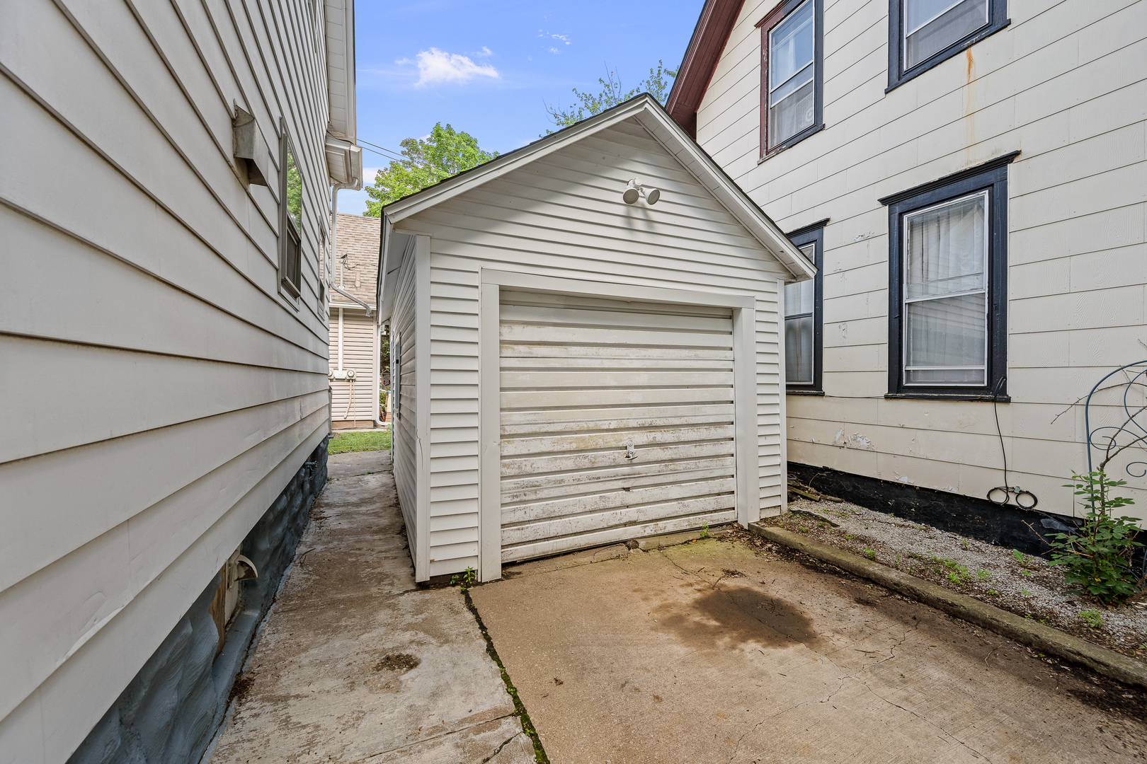 1004 13th Avenue Moline, IL 61265 - Photo 42 of 47