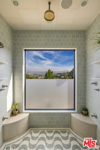 $7,495,000 | 1573 Sunset Plaza Drive, Los Angeles, CA 90069