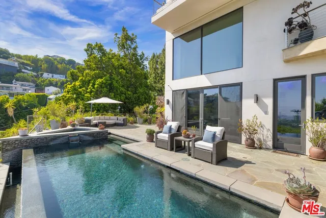 $7,495,000 | 1573 Sunset Plaza Drive, Los Angeles, CA 90069