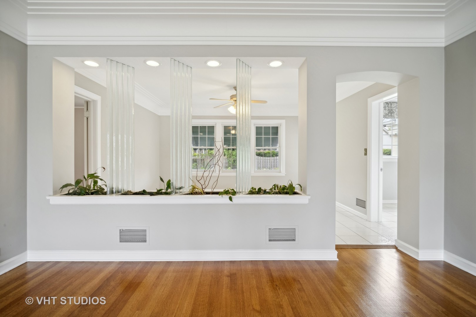 111 Yost Avenue Park Ridge, IL 60068 - Photo 12 of 45 Gallery Image 12