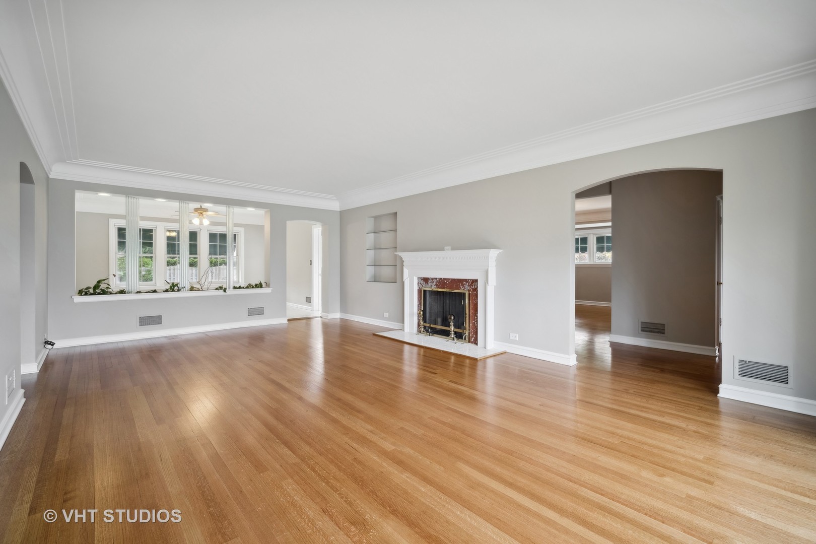 111 Yost Avenue Park Ridge, IL 60068 - Photo 7 of 45 Gallery Image 7