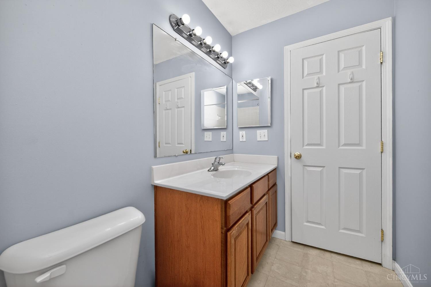 218 Heffron Circle Maineville, OH 45039 - Photo 36 of 59