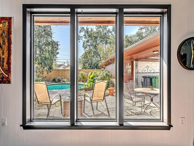 $679,990 | 2310 Brooktree Drive, Houston, TX 77008