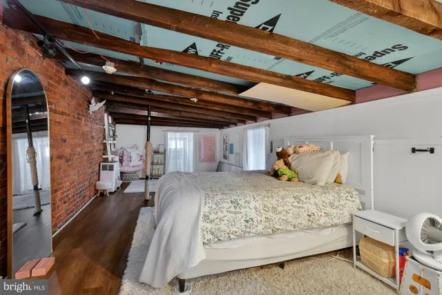 $5,750 | 4001 Baltimore Avenue, Philadelphia, PA 19104