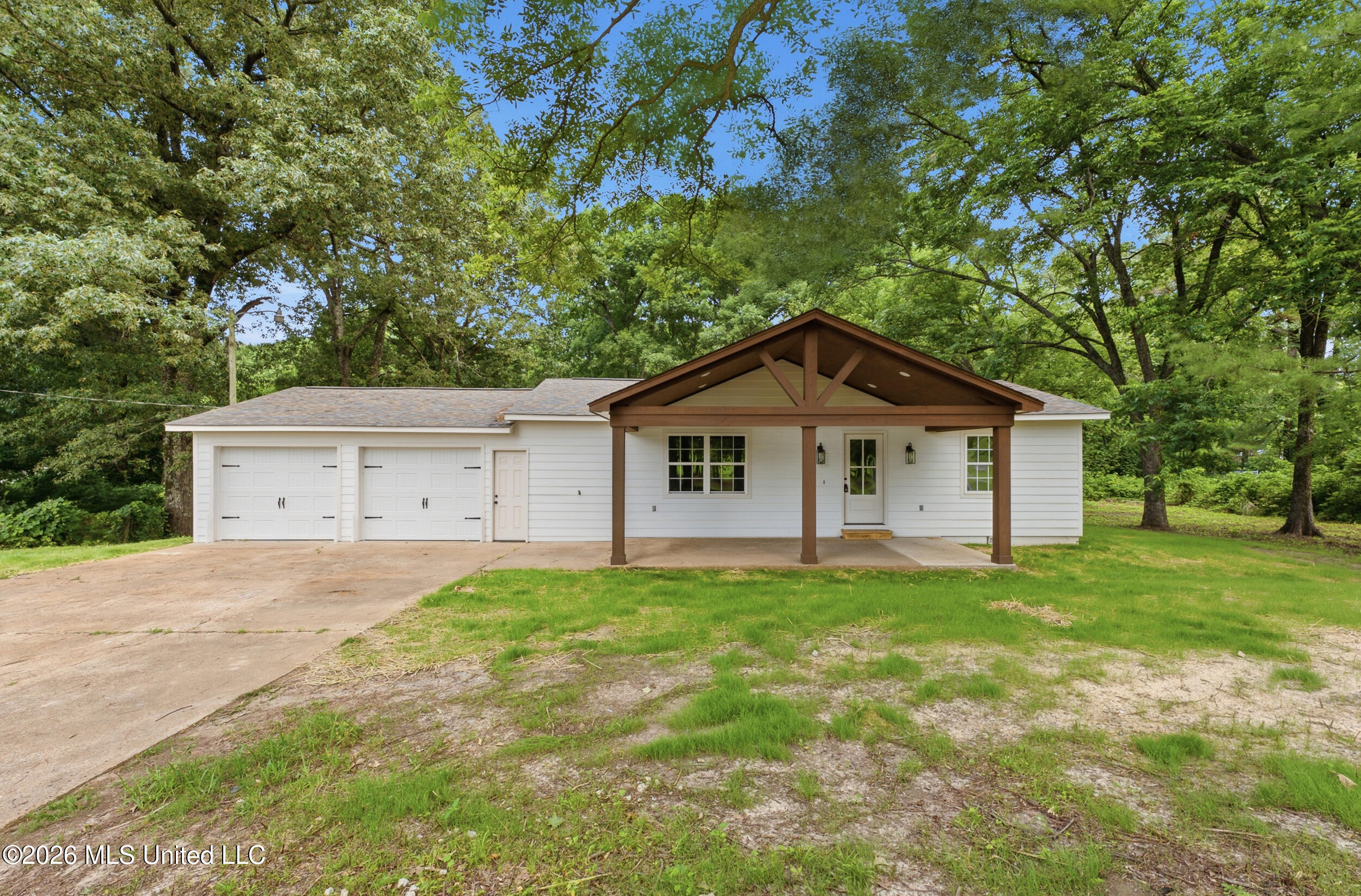 4683 belmont rd-exterior-02