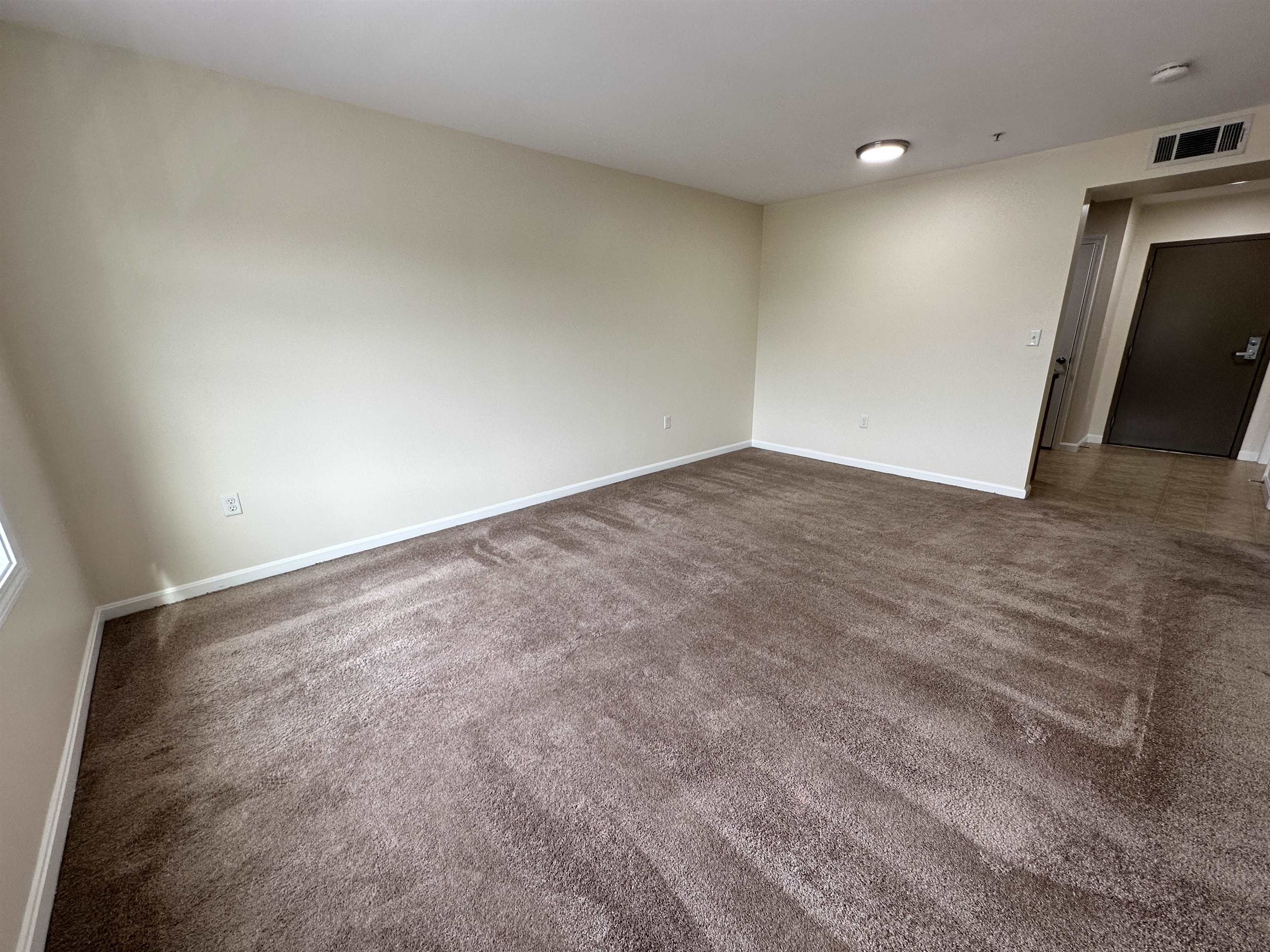 20 Sentinel Court, Unit 304 Manchester, NH 03103 - Photo 34 of 40