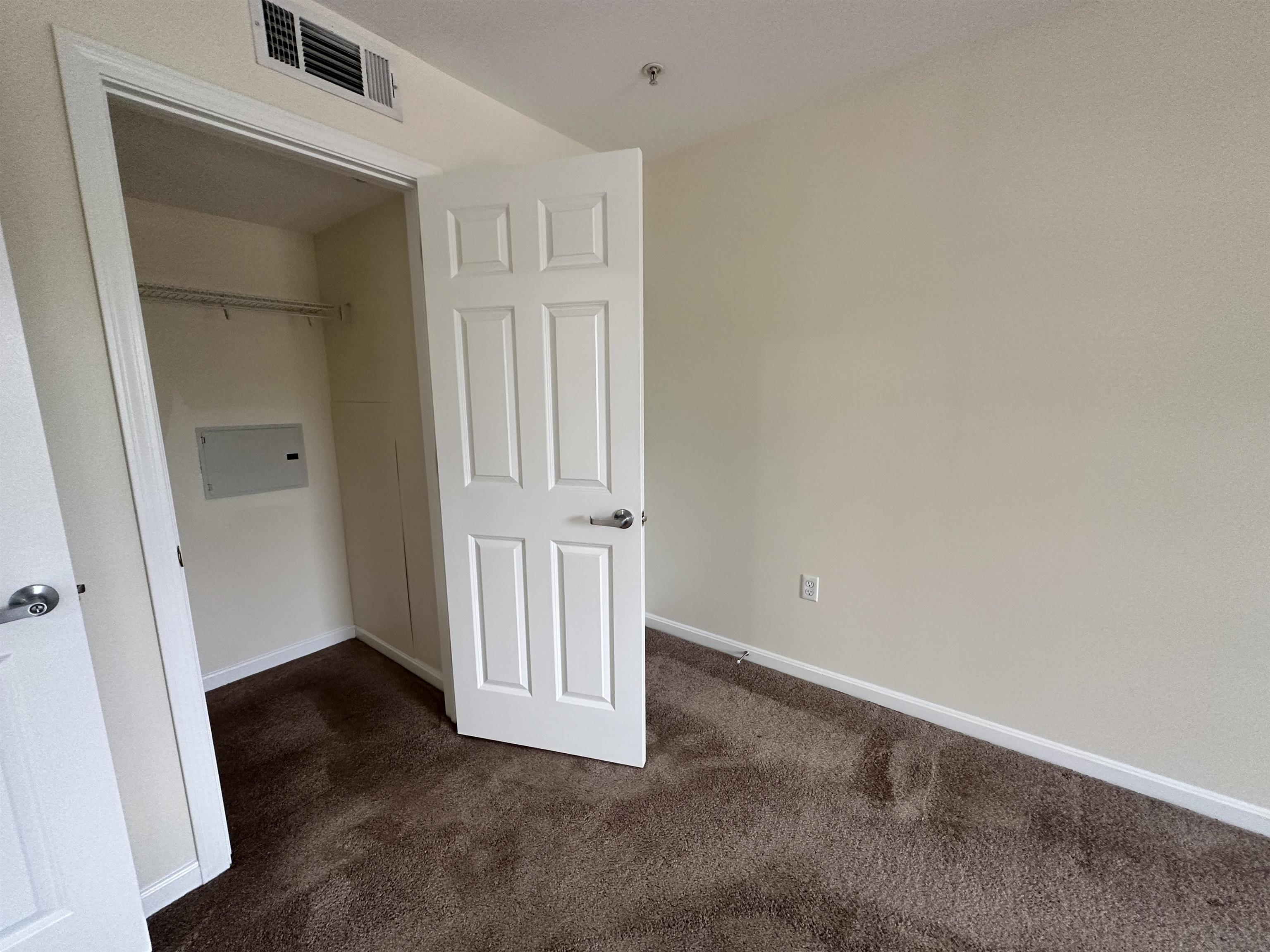 20 Sentinel Court, Unit 304 Manchester, NH 03103 - Photo 35 of 40