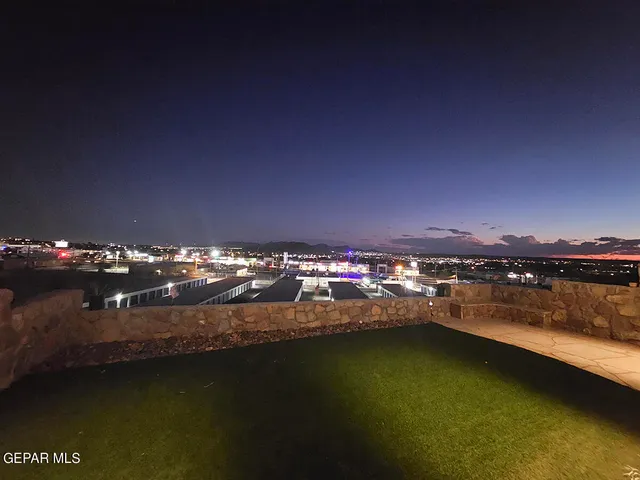 $499,950 | 252 Hidden Crest Circle, El Paso, TX 79912