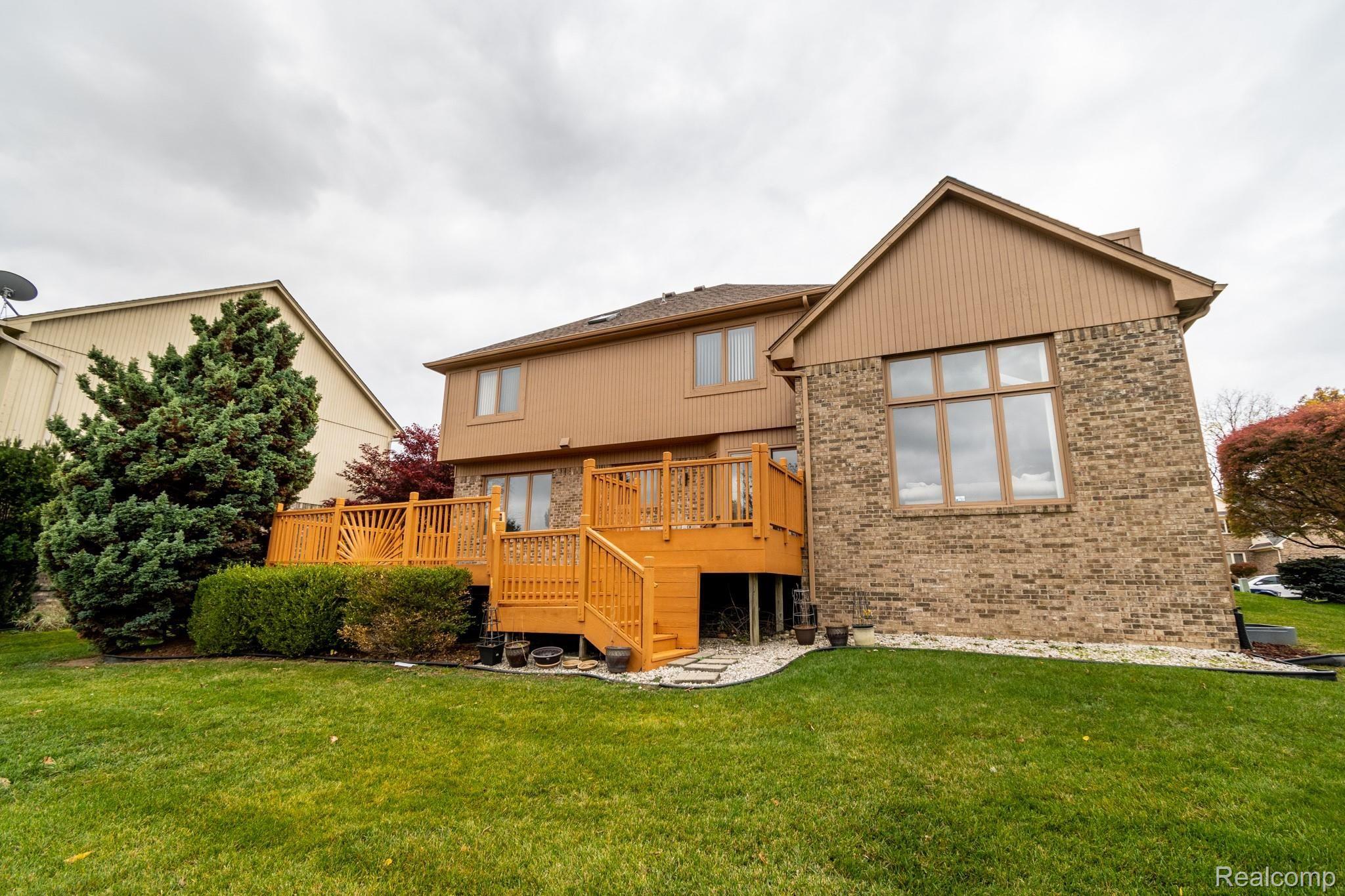 873 Grovecrest Rochester, MI 48307 - Photo 58 of 65 DSC_7048.jpg
