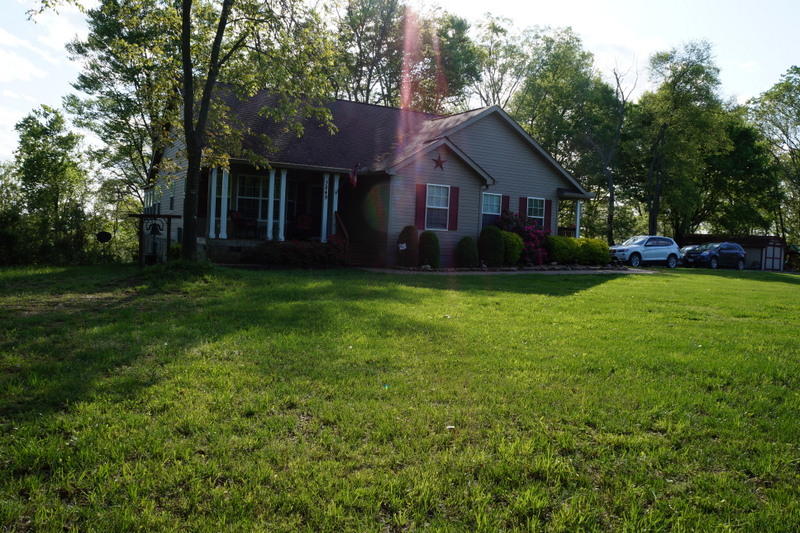 3849 Glendale Road Bybee, TN 37713 - Photo 3 of 27 03-DSC06224