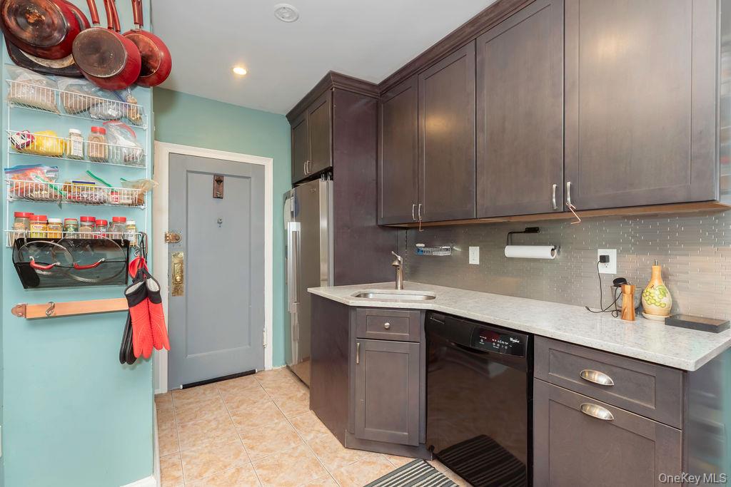 151 Centre Avenue, Unit 4B New Rochelle, NY 10805 - Photo 6 of 16