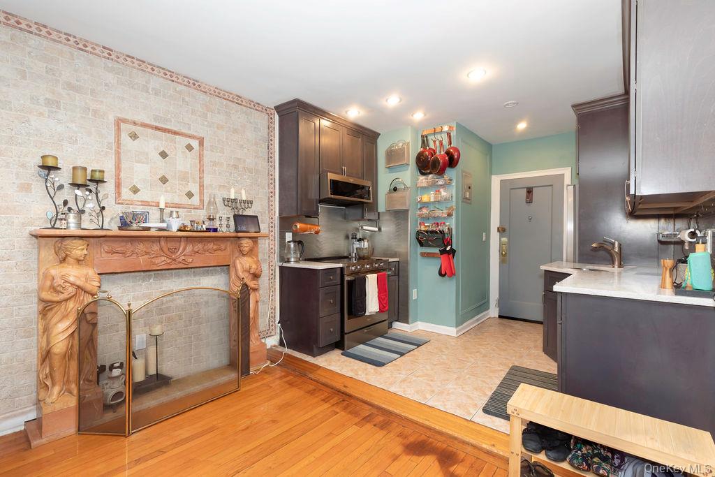 151 Centre Avenue, Unit 4B New Rochelle, NY 10805 - Photo 7 of 16