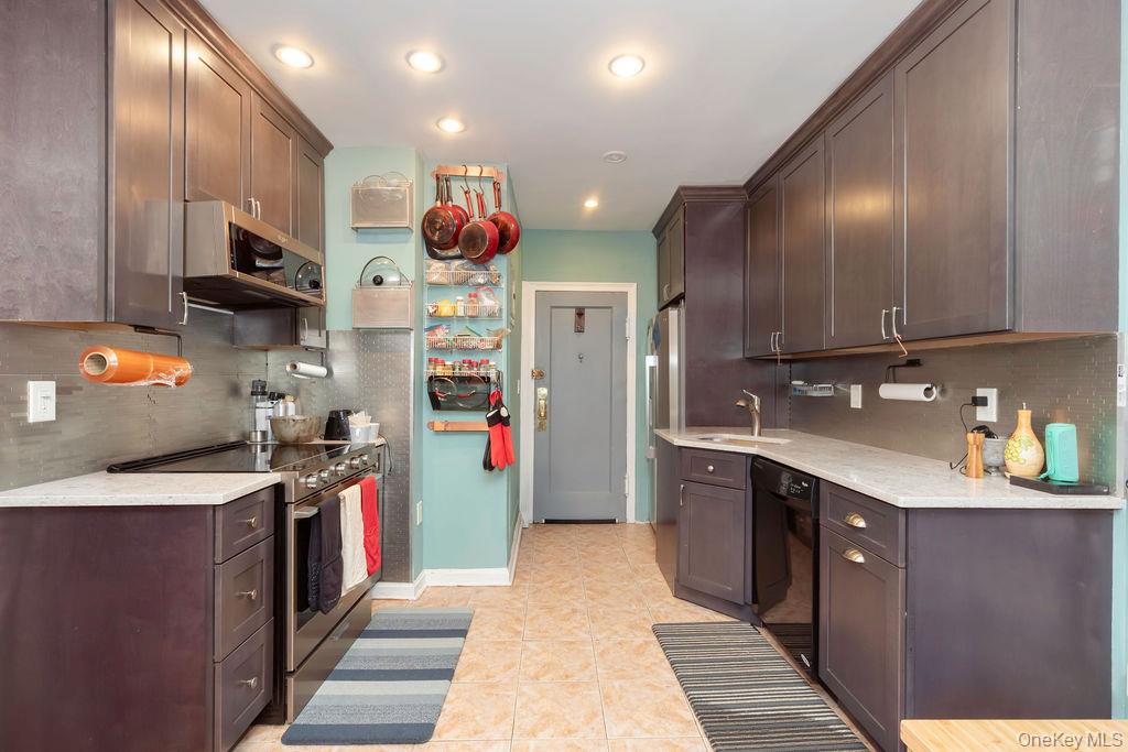151 Centre Avenue, Unit 4B New Rochelle, NY 10805 - Photo 9 of 16