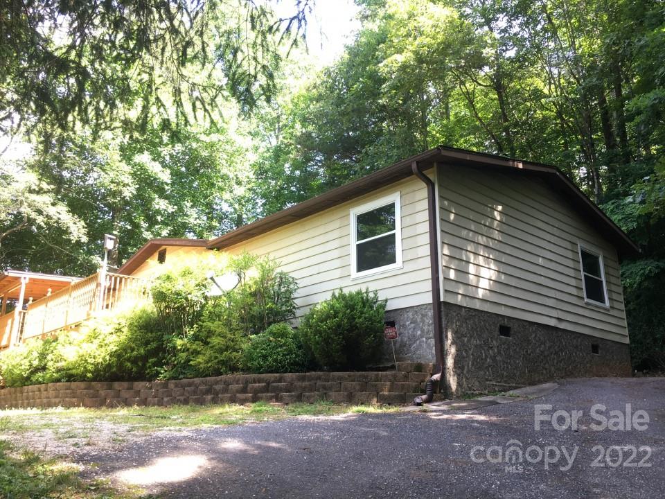 192 Old Fort Road Fairview, NC 28730 - Photo 1 of 23 Gallery Image 1