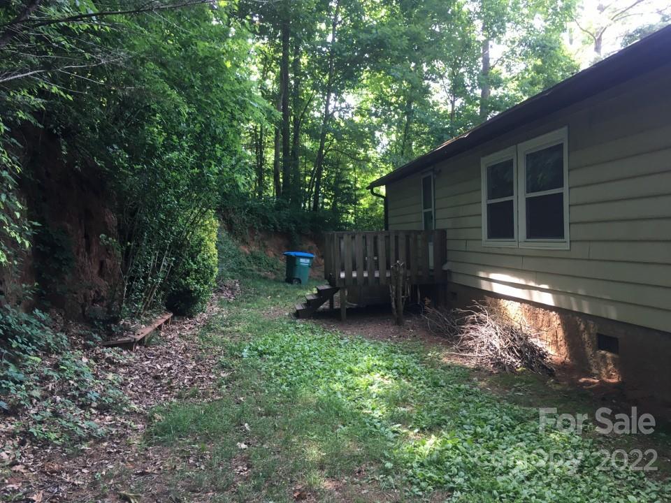 192 Old Fort Road Fairview, NC 28730 - Photo 6 of 23 Gallery Image 6