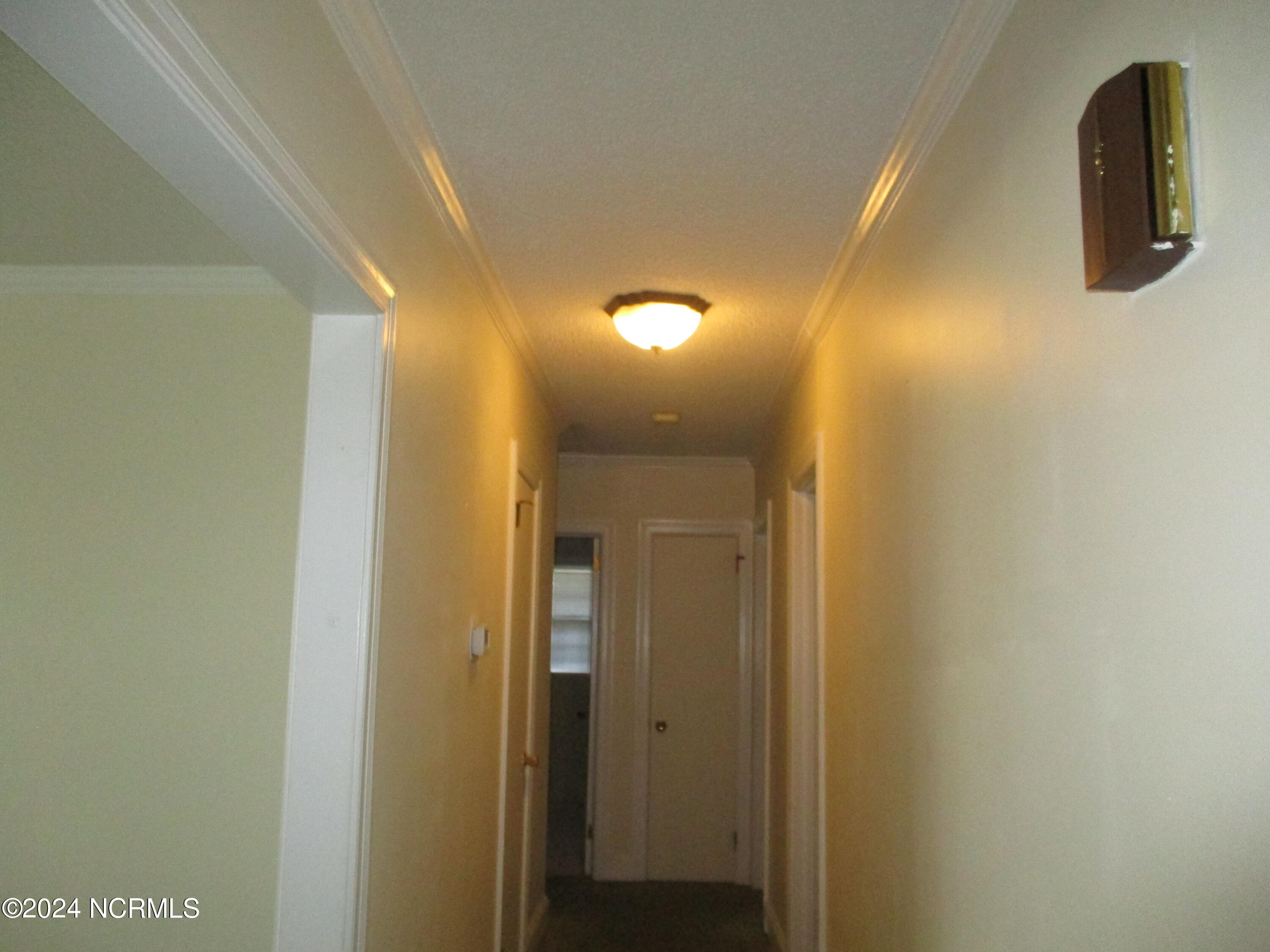 1708 Hardee Road Kinston, NC 28504 - Photo 16 of 34 Hallway