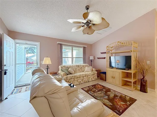 $349,900 | 1399 Holly Hill Avenue, The Villages, FL 32162