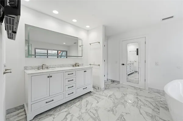 $1,450,000 | 10486 Boca Woods Lane, Boca Raton, FL 33428