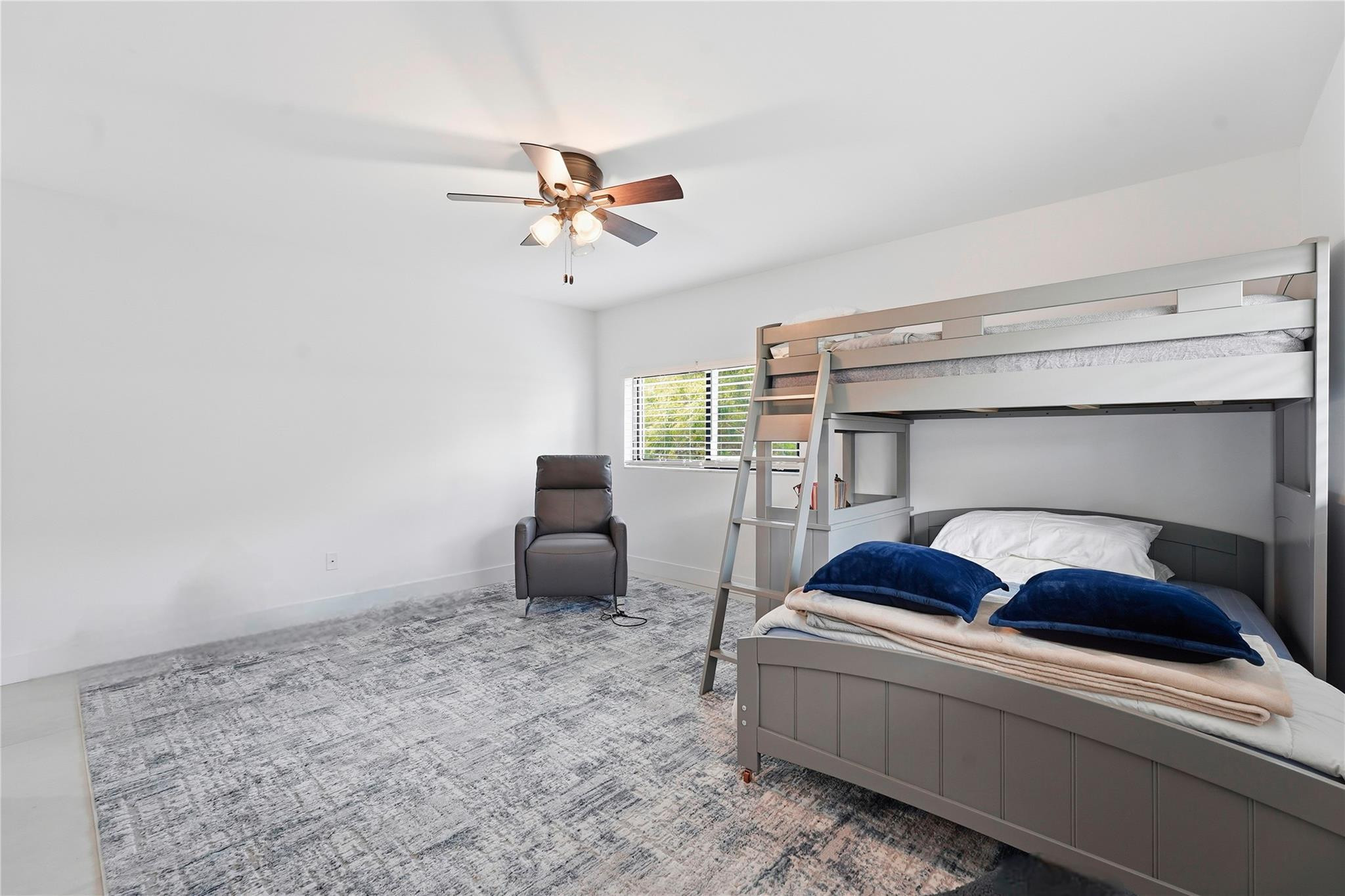 10486 Boca Woods Lane Boca Raton, FL 33428 - Photo 27 of 54 Photo 27