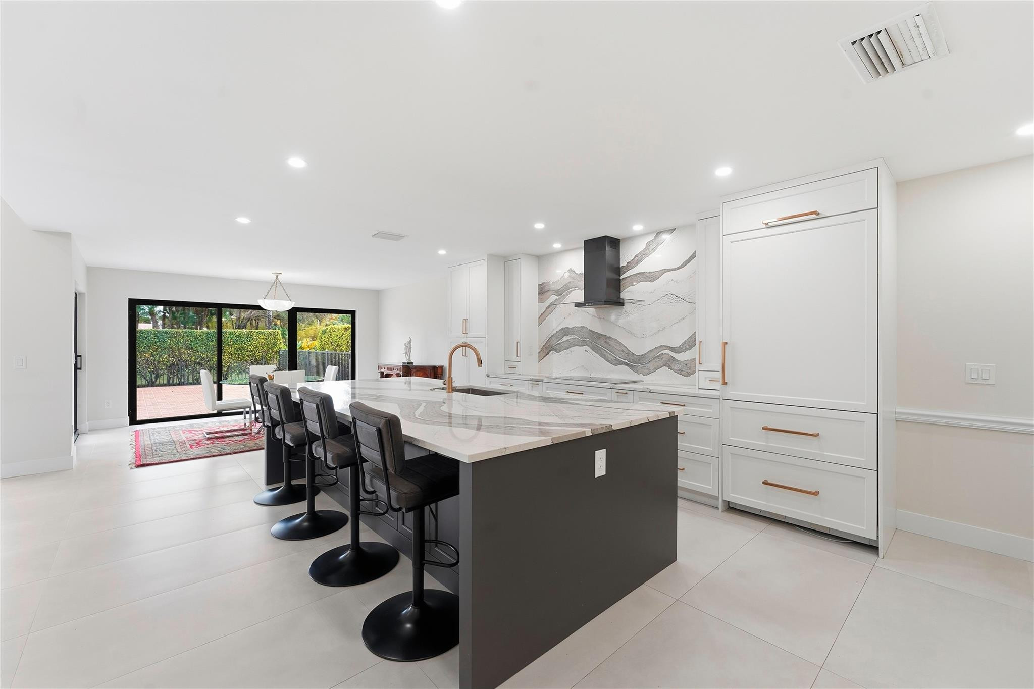 10486 Boca Woods Lane Boca Raton, FL 33428 - Photo 6 of 54 Photo 6