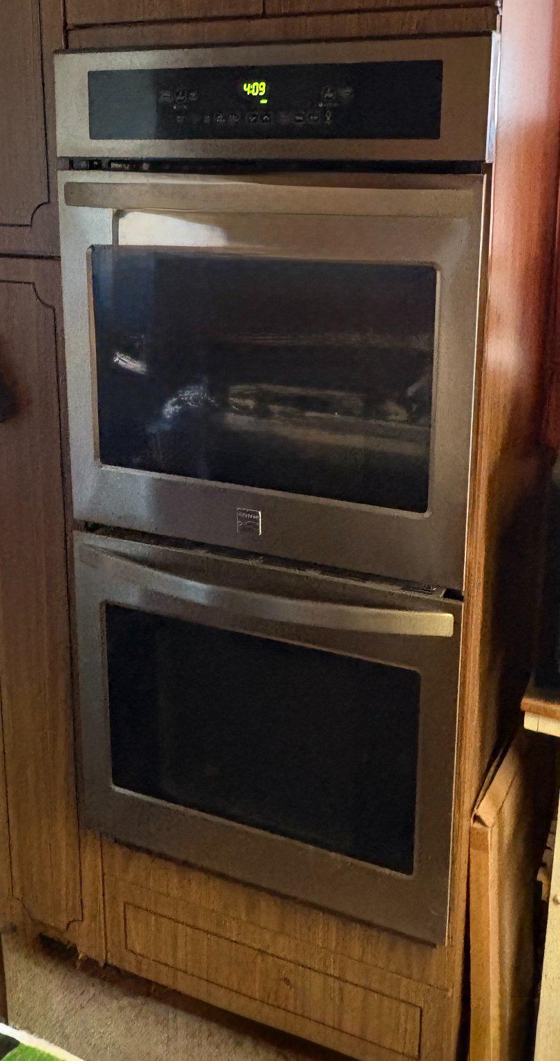 1621 Rosewick Avenue Rosedale, MD 21237 - Photo 15 of 37 Sleek double oven. Updated 2019