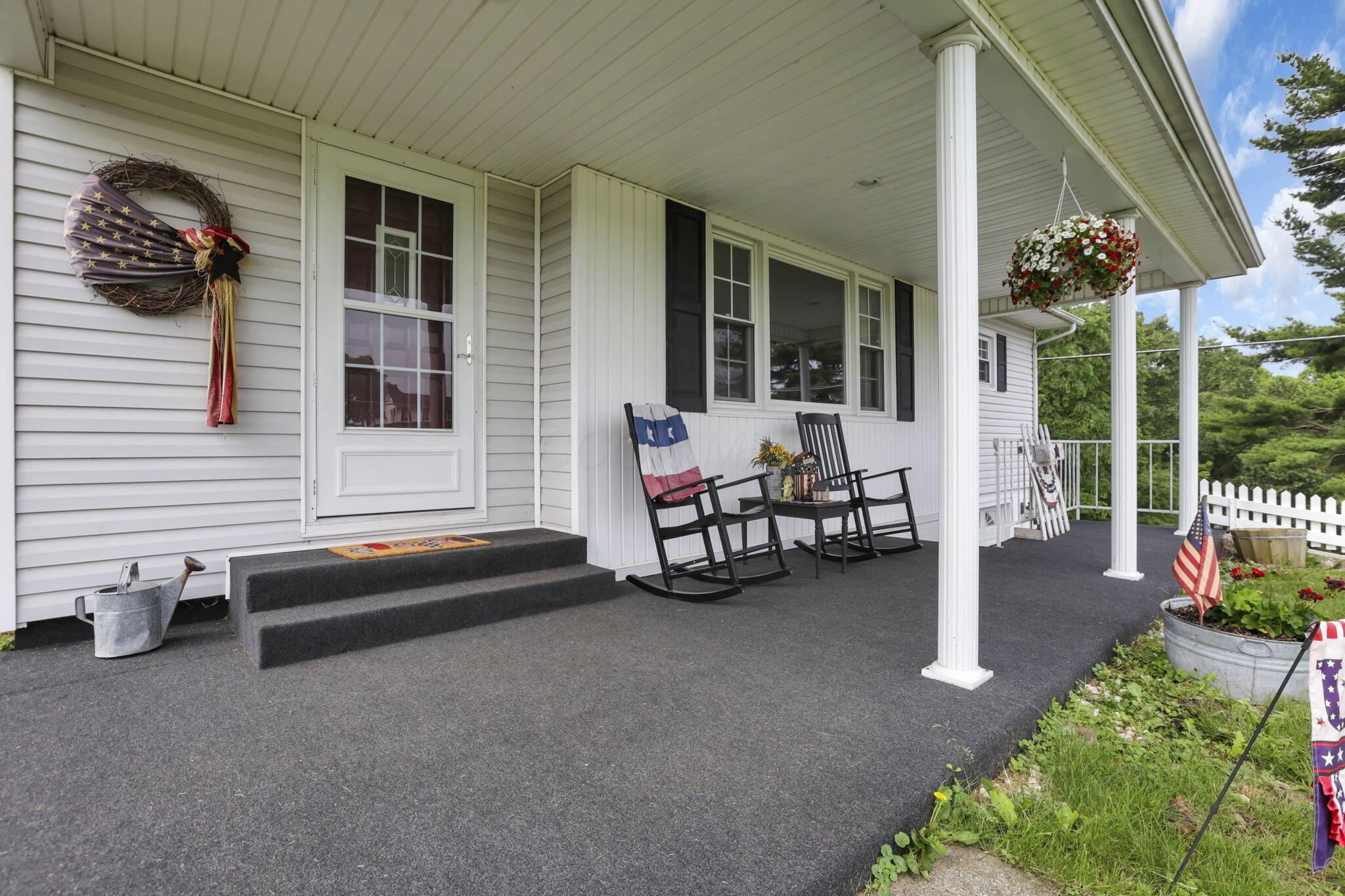 17519 Thompson Ridge Road Laurelville, OH 43135 - Photo 7 of 46 7-web-or-mls-939A1575