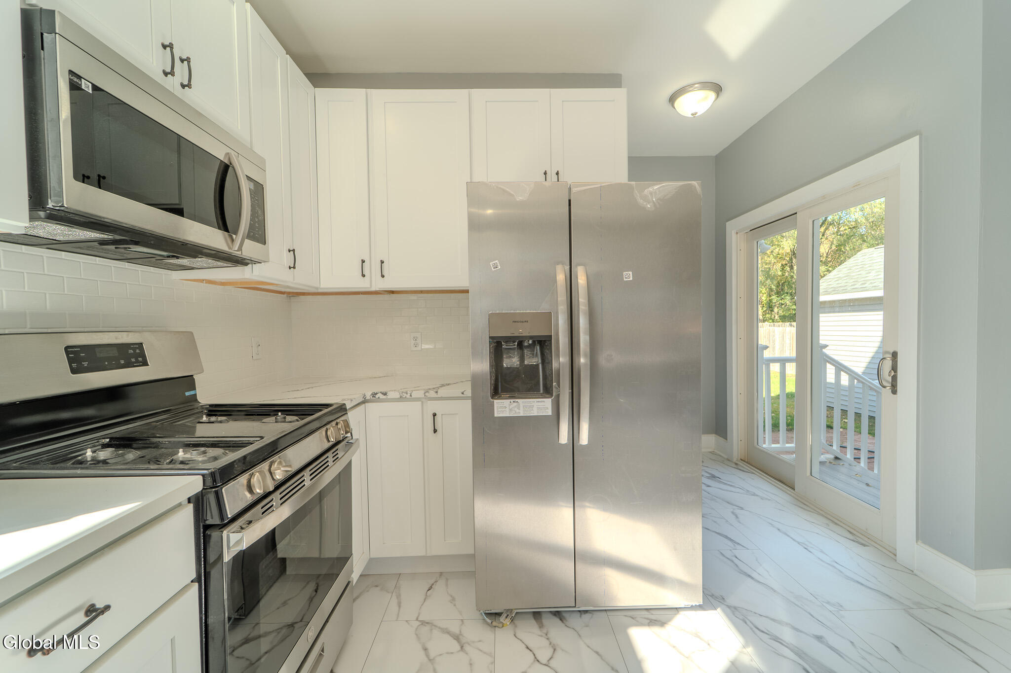 28 Everett Road Colonie, NY 12205 - Photo 14 of 45 MIG02953-HDR