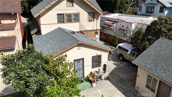 $1,190,000 | 2956 West 15th Street, Los Angeles, CA 90006