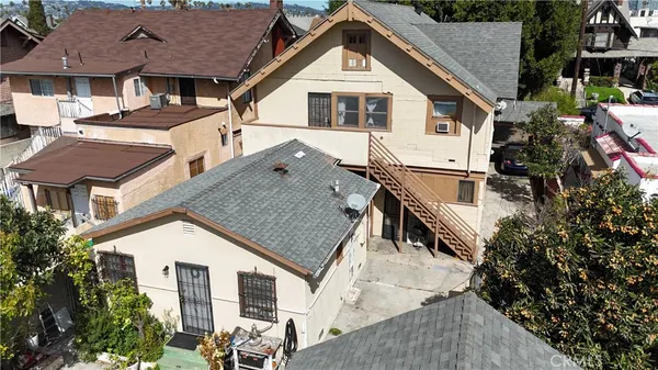 $1,190,000 | 2956 West 15th Street, Los Angeles, CA 90006