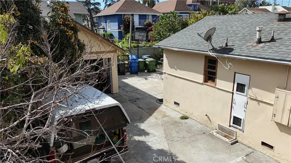 $1,190,000 | 2956 West 15th Street, Los Angeles, CA 90006