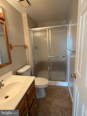 $3,100 | 6810 Ericka Avenue, Alexandria, VA 22310