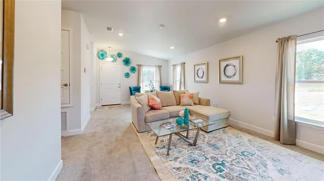 $244,400 | 3315 East Iris Lane, Bell, FL 32619