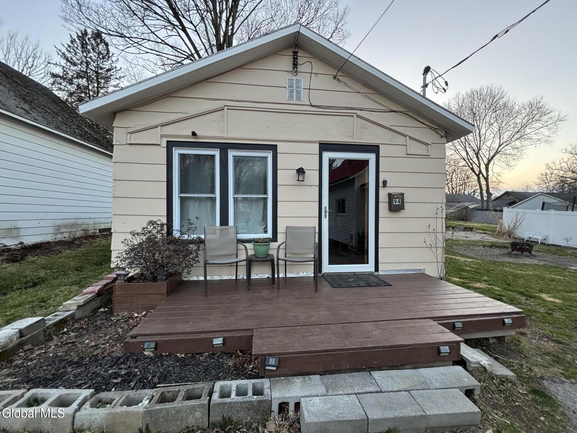 92-94 Reed Street Canajoharie, NY 13317 - Photo 3 of 17 IMG_7915