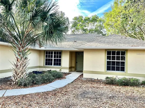 $2,390 | 16216 Hillside Circle, Montverde, FL 34756