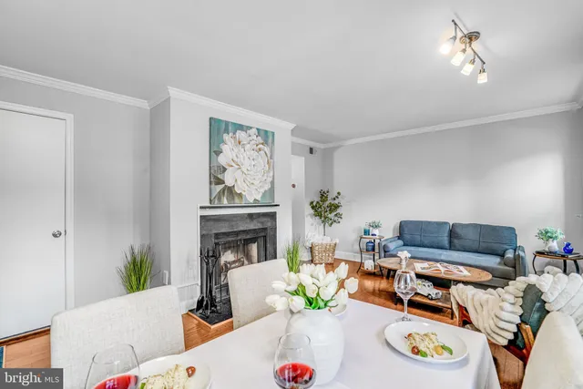 $299,900 | 2106 North Scott Street, Unit 40, Arlington, VA 22209