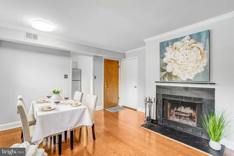 $299,900 | 2106 North Scott Street, Unit 40, Arlington, VA 22209