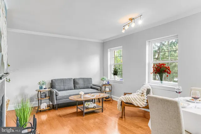 $299,900 | 2106 North Scott Street, Unit 40, Arlington, VA 22209