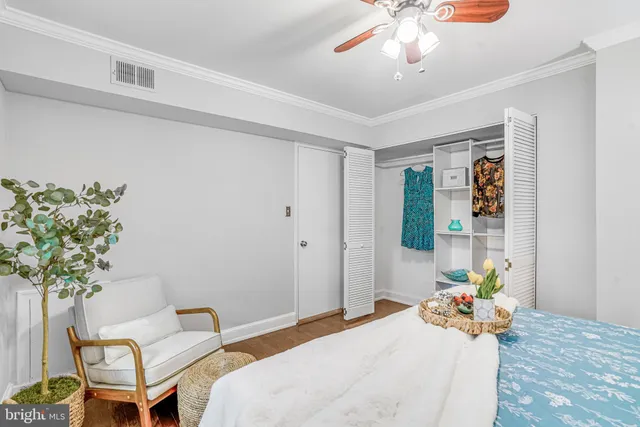 $299,900 | 2106 North Scott Street, Unit 40, Arlington, VA 22209