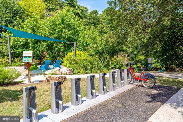 $299,900 | 2106 North Scott Street, Unit 40, Arlington, VA 22209