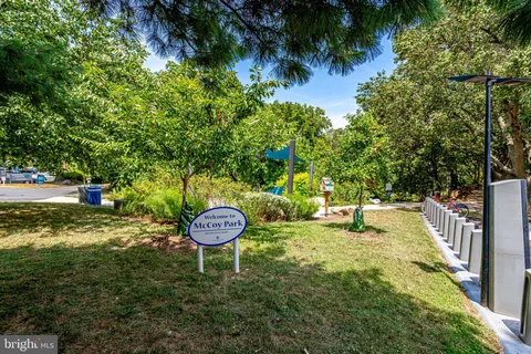 $299,900 | 2106 North Scott Street, Unit 40, Arlington, VA 22209