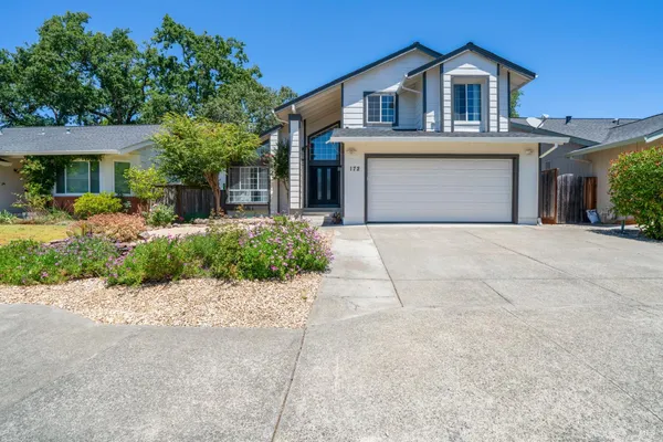 $799,900 | 172 Cornell Street, Windsor, CA 95492